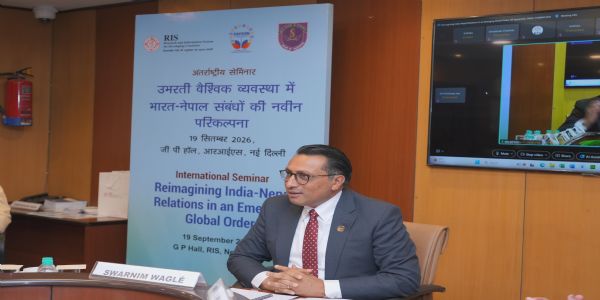 আৰ আই এছ আলোচনা চক্ৰত ভাৰত আৰু নেপালৰ মাজত সংযোগ আৰু অৰ্থনৈতিক সহযোগিতা বৃদ্ধিৰ ওপৰত গুৰুত্ব আৰোপ