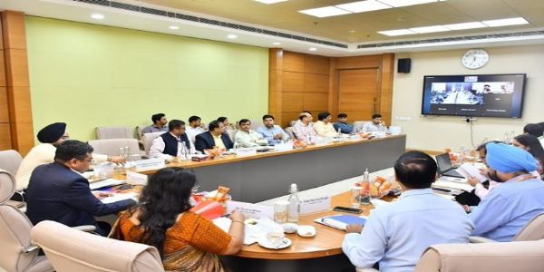 ভাৰত-আফগানিস্তান বাণিজ্য, শুল্ক আৰু সংযোগক প্ৰসাৰিত কৰিবলৈ সন্মত