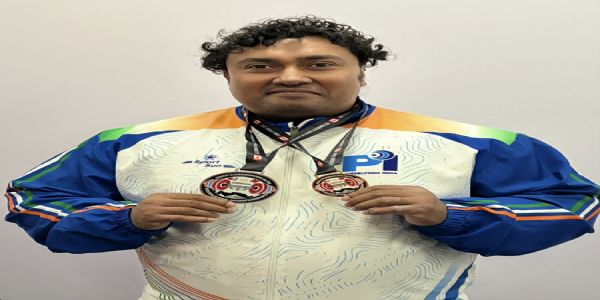 পাৱাৰলিফটিঙত স্বৰ্ণ আৰু ৰূপৰ পদক লাভ কৰি চেইল আইএছপিৰ কুন্তল দাসে আন্তঃৰাষ্ট্ৰীয় মঞ্চত উজলালে ভাৰতীয় পতাকা