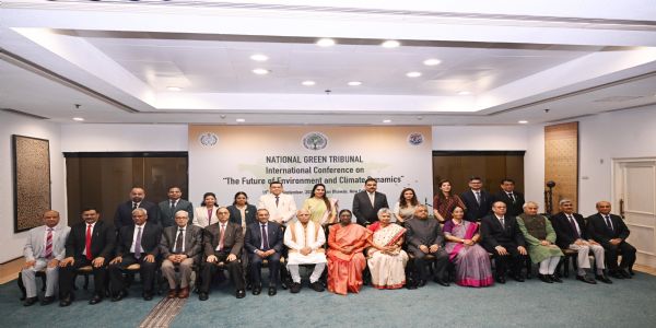 উন্নয়নৰ গতি ৰক্ষা কৰি জলবায়ু পৰিৱৰ্তনৰ প্ৰতি স্থিতিস্থাপকতা বৃদ্ধি কৰাৰ প্ৰয়োজনঃ ৰাষ্ট্ৰপতি