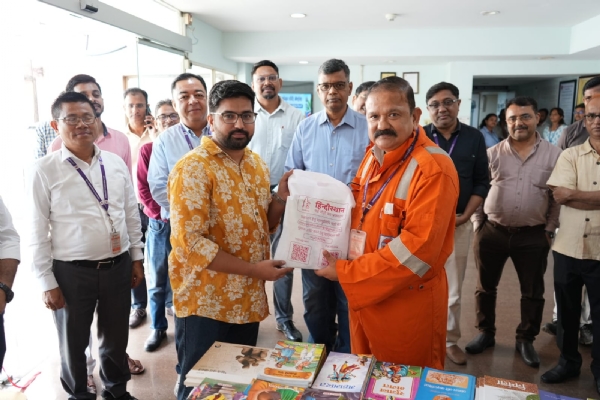 বঙাইগাঁৱত নৰাকা’ছৰ উদ্যোগত হিন্দী গ্ৰন্থ প্ৰদৰ্শনী