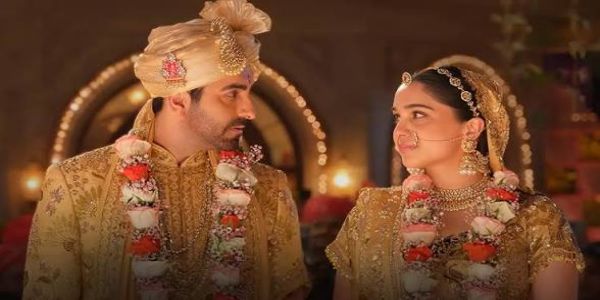 'য়েহ প্ৰেম মোল লিয়া'ৰ শিৰোনাম গীত মুক্তি, বিশেষ কৰি তুলিছে আয়ুষ্মান আৰু শৰৱৰীৰ কেমেষ্ট্ৰী
