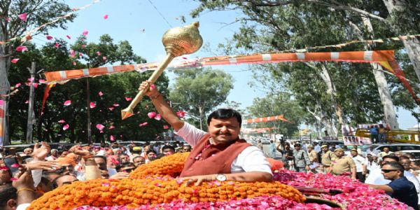 বিজেপিৰ সভাপতি নীতিন নবীন সাহাৰানপুৰত উপস্থিত, দলীয় কৰ্মীৰ আদৰণি