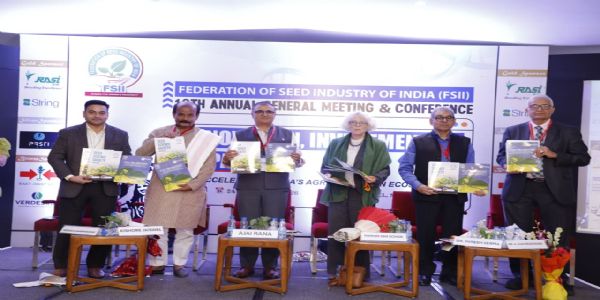 বীজ উদ্যোগৰ লক্ষ্য হৈছে বিশ্বব্যাপী বীজ ব্যৱসায়ত ভাৰতৰ অংশীদাৰিত্ব ১০ শতাংশলৈ বৃদ্ধি: এফ এছ আই আই