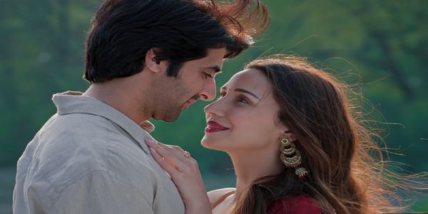 (ফিল্ম ৰিভিউ) ‘লাভ লটাৰী’ত অৰবিন্দ পাণ্ডেৰ অনন্য শৈলী, অক্ষয় ওবেৰয়ৰ সুন্দৰ অভিনয়