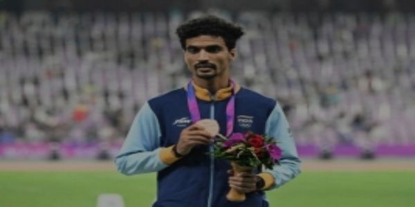 এছিয়ান গেমছঃ ১০ হাজাৰ মিটাৰ দৌৰত ৰূপৰ পদক লাভ কৰি গুলৱীৰ সিঙে উন্নত কৰিলে পূৰ্বৰ প্ৰদৰ্শনৰ