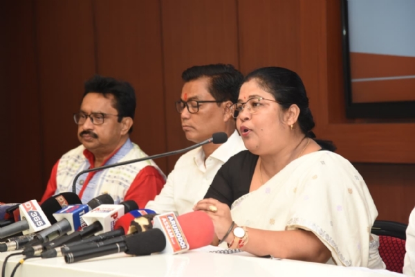 গুৱাহাটী লোকসভা সমষ্টিৰ সাংসদ বিজুলী কলিতা মেধিৰ সংবাদমেল