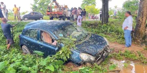 সোণাপুৰৰ ৰাষ্ট্ৰীয় ঘাইপথত সংঘটিত পথ দুৰ্ঘটনাত দুজন আহত