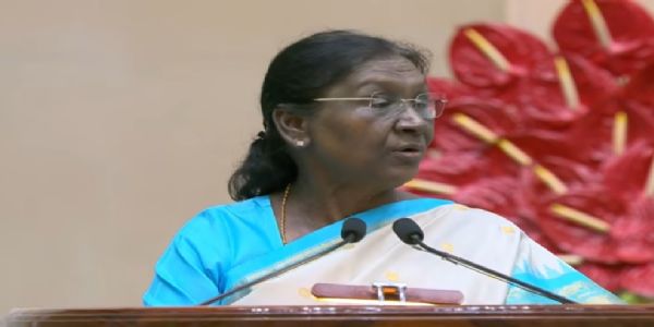 উন্নত ভাৰত গঢ়ি তোলাটো গুণগত শিক্ষাৰ জৰিয়তেহে সম্ভৱ- ৰাষ্ট্ৰপতি
