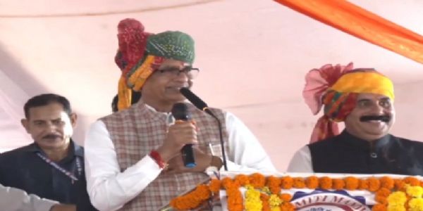 দেশ আৰু সমাজৰ প্ৰগতিৰ ক্ষেত্ৰত শিক্ষকসকলৰ ভূমিকা অতি গুৰুত্বপূৰ্ণঃ শিৱৰাজ সিং