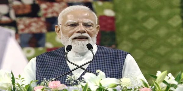 প্ৰধানমন্ত্ৰীৰ মঙলবাৰে গুজৰাট আৰু মহাৰাষ্ট্ৰ ভ্ৰমণ, ৩৫ হাজাৰ কোটি ₹তকৈ অধিক মূল্যৰ উন্মোচন কৰিব উপহাৰ