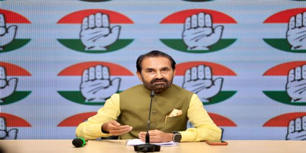 কংগ্ৰেছৰ আৰ পি পিৰ জৰিয়তে ১০ হাজাৰ কোটি টকাৰ কেলেংকাৰিৰ অভিযোগ, জে পি চিৰ তদন্তৰ দাবী